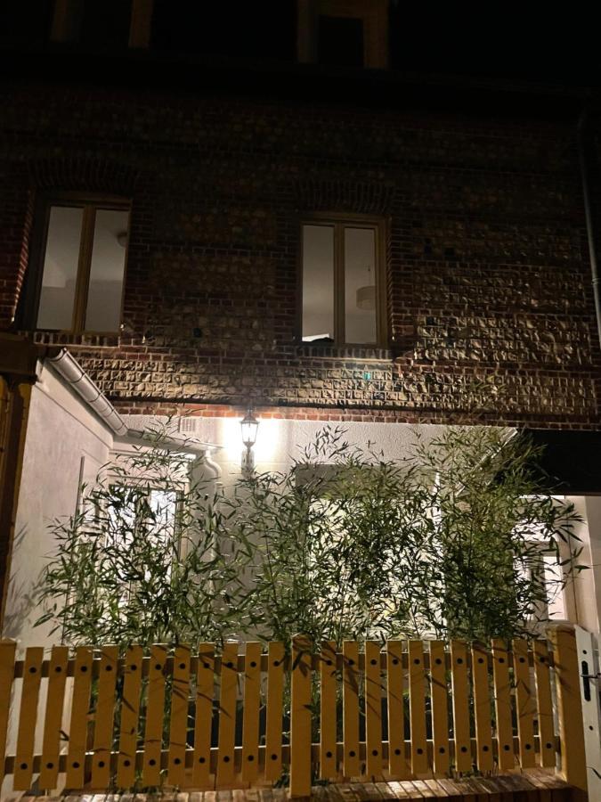 Etretat: Agreable Maison De Ville エクステリア 写真